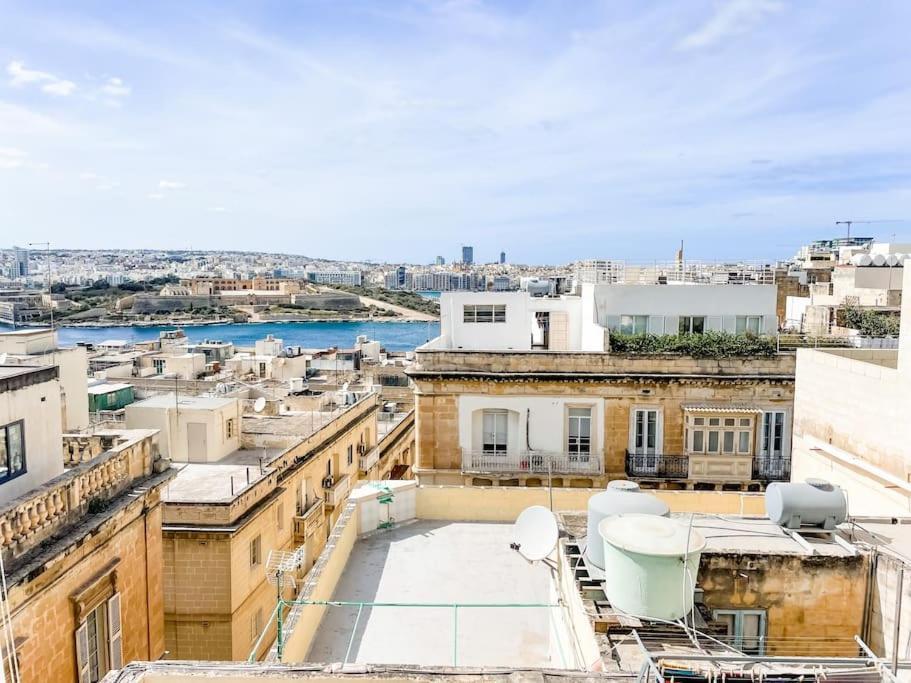 ואלטה City Penthouse With Roof Terrace And Sea Views מראה חיצוני תמונה