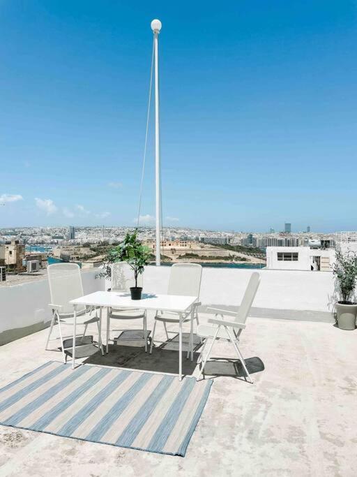 ואלטה City Penthouse With Roof Terrace And Sea Views מראה חיצוני תמונה