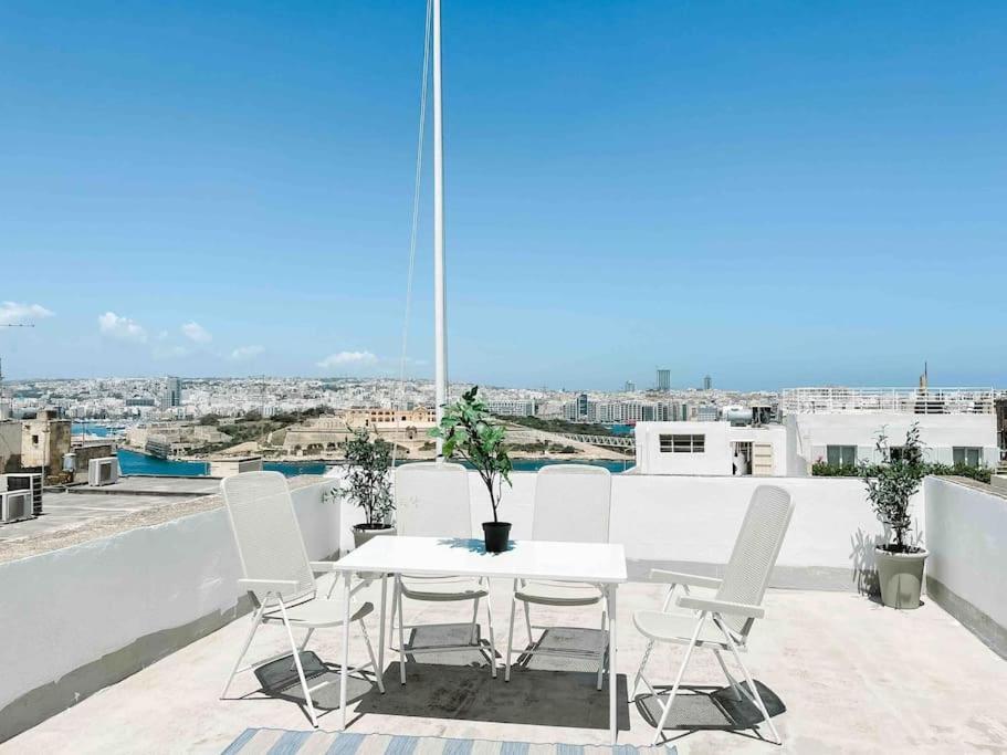 ואלטה City Penthouse With Roof Terrace And Sea Views מראה חיצוני תמונה