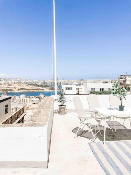 ואלטה City Penthouse With Roof Terrace And Sea Views מראה חיצוני תמונה